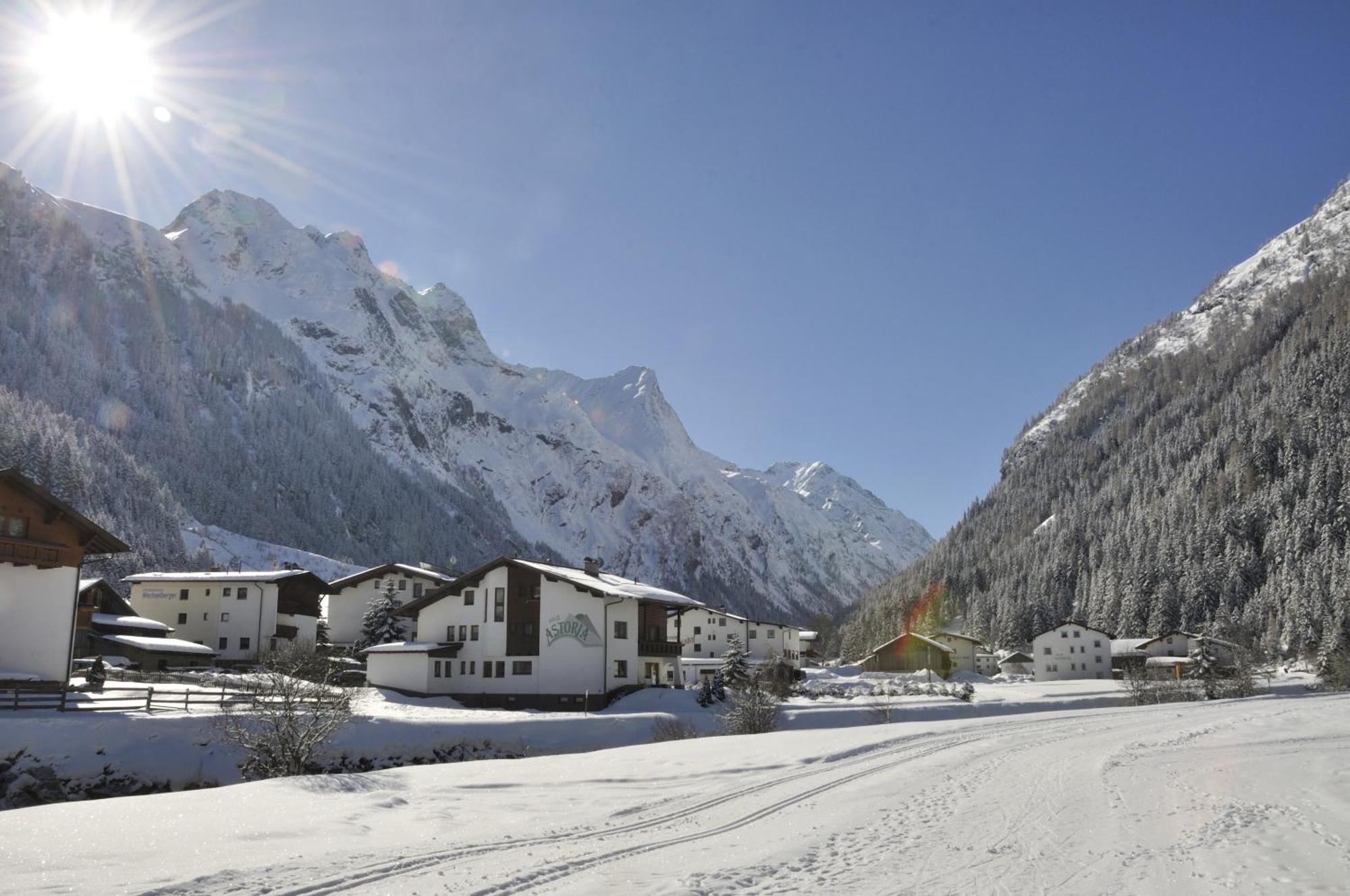 Haus Astoria Apartment Sankt Leonhard im Pitztal Ngoại thất bức ảnh