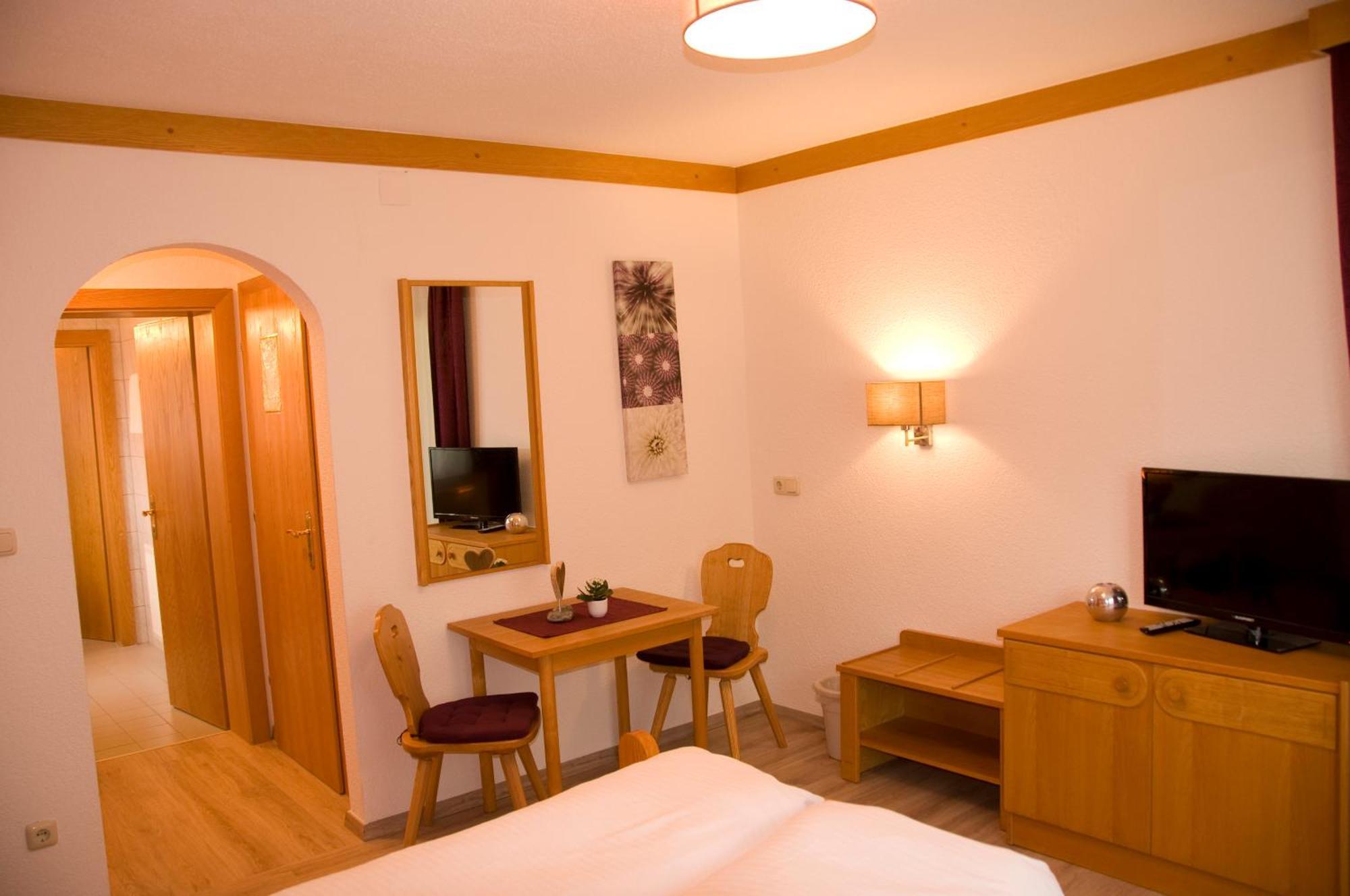 Haus Astoria Apartment Sankt Leonhard im Pitztal Ngoại thất bức ảnh